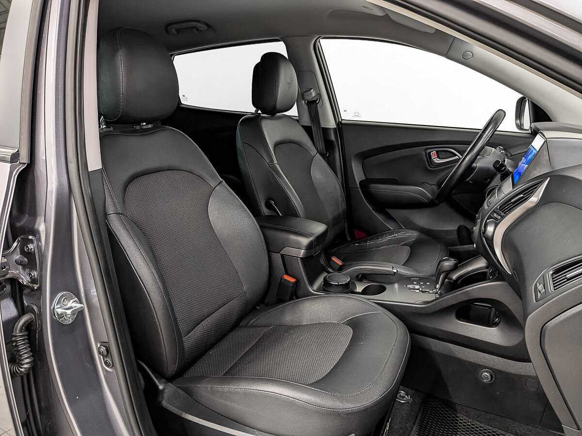 Б/У Хендай ай-икс35 2014 года. Фото: #23