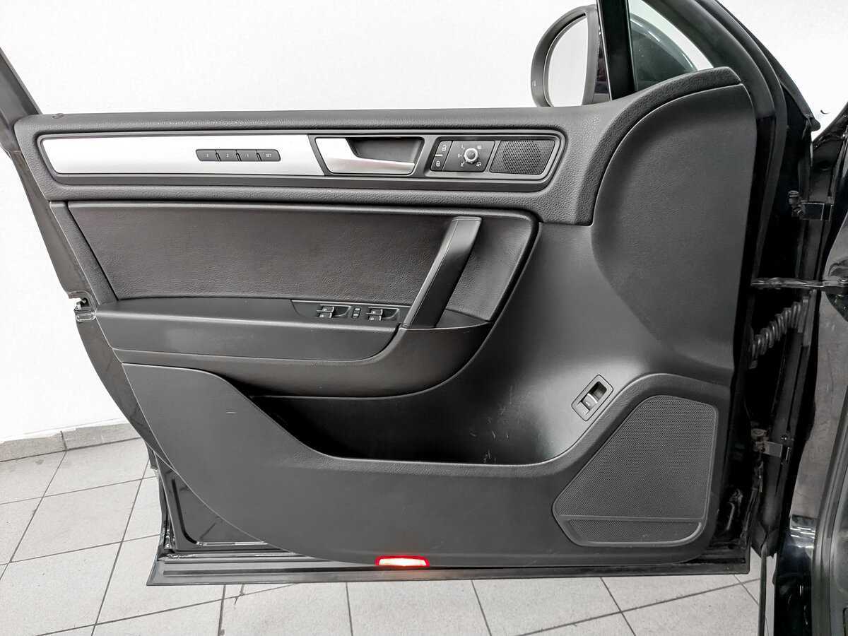 Volkswagen Touareg 2013 года с пробегом. Фото: #16