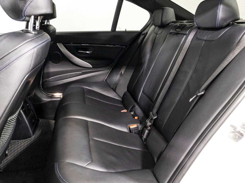 BMW 3 серии 2018 года с пробегом. Фото: #9