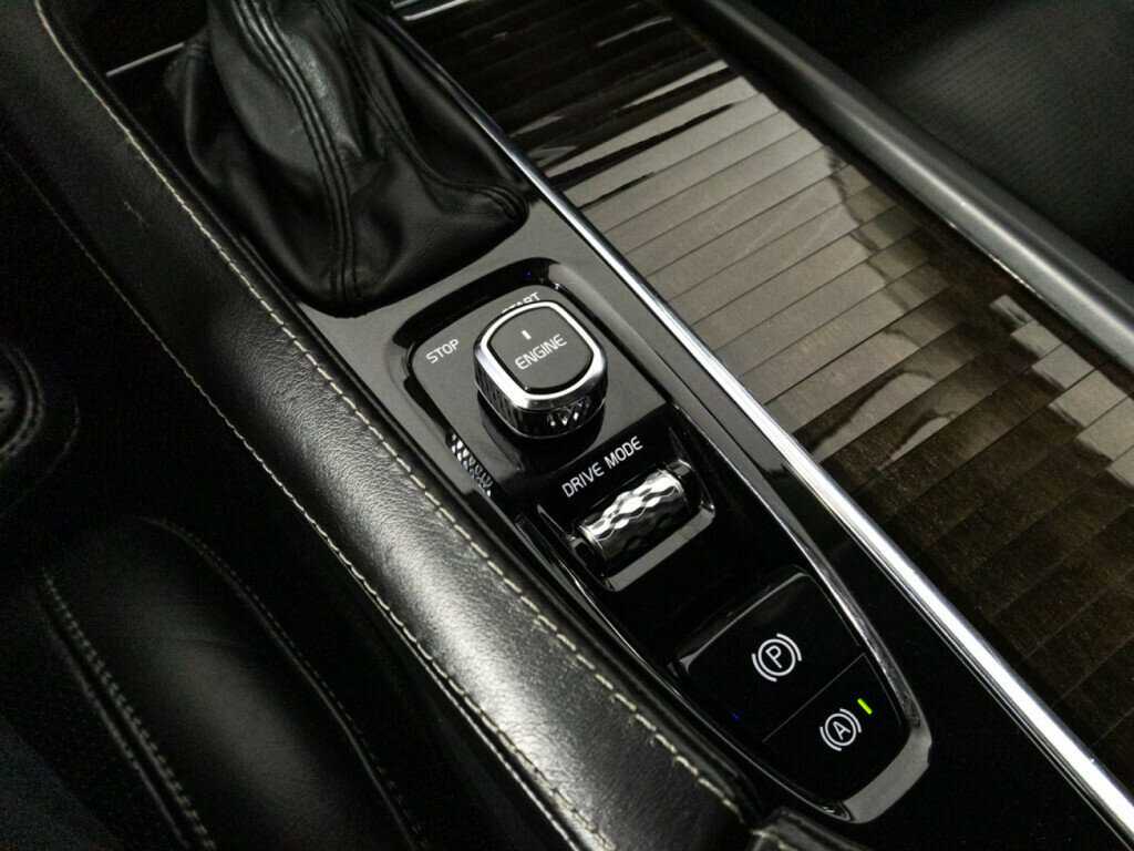 Volvo XC90 2016 года с пробегом. Фото: #16