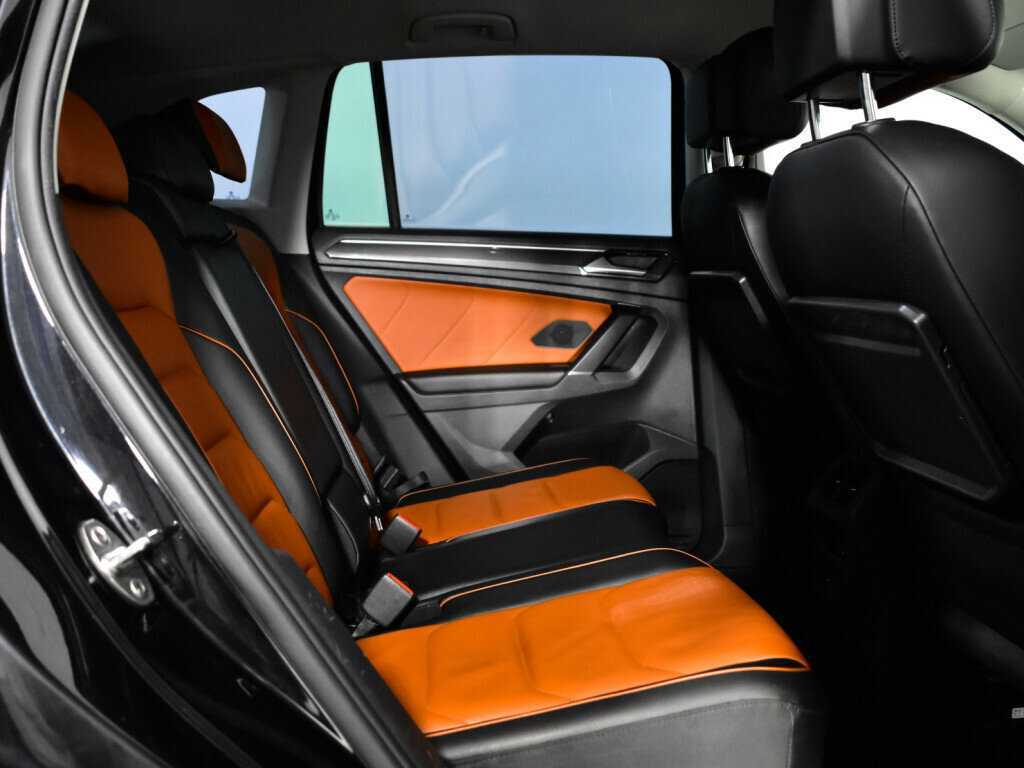 Volkswagen Tiguan 2018 года с пробегом. Фото: #9