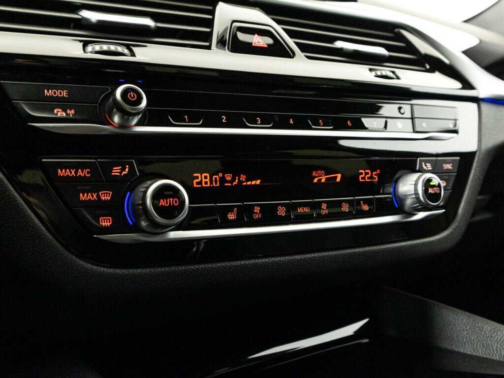 BMW 5 серии 2017 года с пробегом. Фото: #18