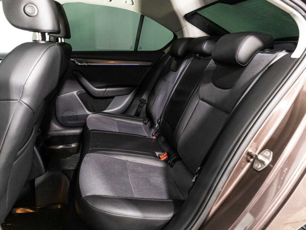 Skoda Octavia 2019 года с пробегом. Фото: #9