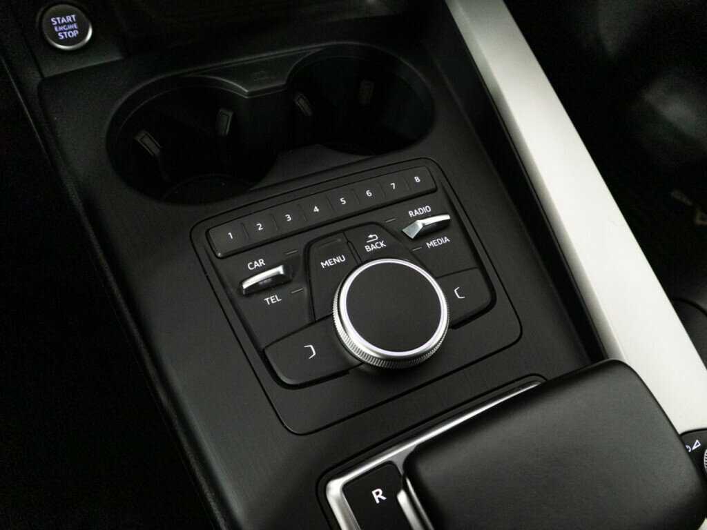 Audi A4 2019 года с пробегом. Фото: #16