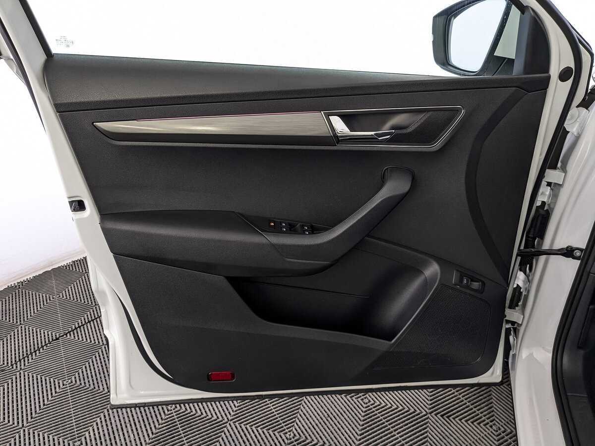 Skoda Karoq 2020 года с пробегом. Фото: #16