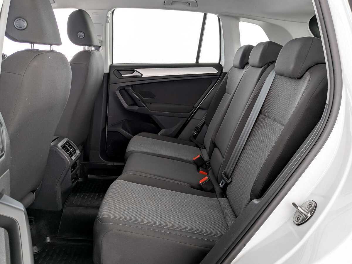 Volkswagen Tiguan 2021 года с пробегом. Фото: #11