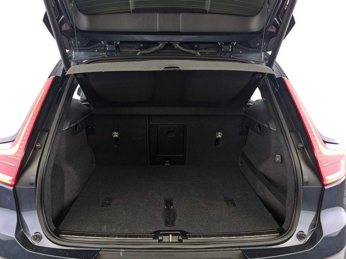 Volvo XC40 2019 года с пробегом. Фото: #8