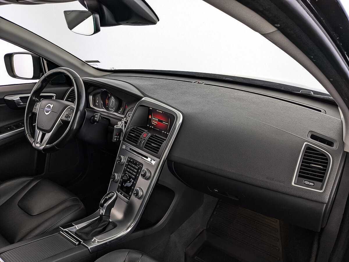 Volvo XC60 2017 года с пробегом. Фото: #10