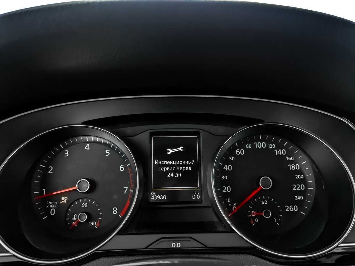 Volkswagen Passat 2019 года с пробегом. Фото: #12