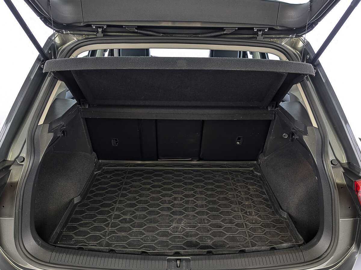 Volkswagen Tiguan 2021 года с пробегом. Фото: #9