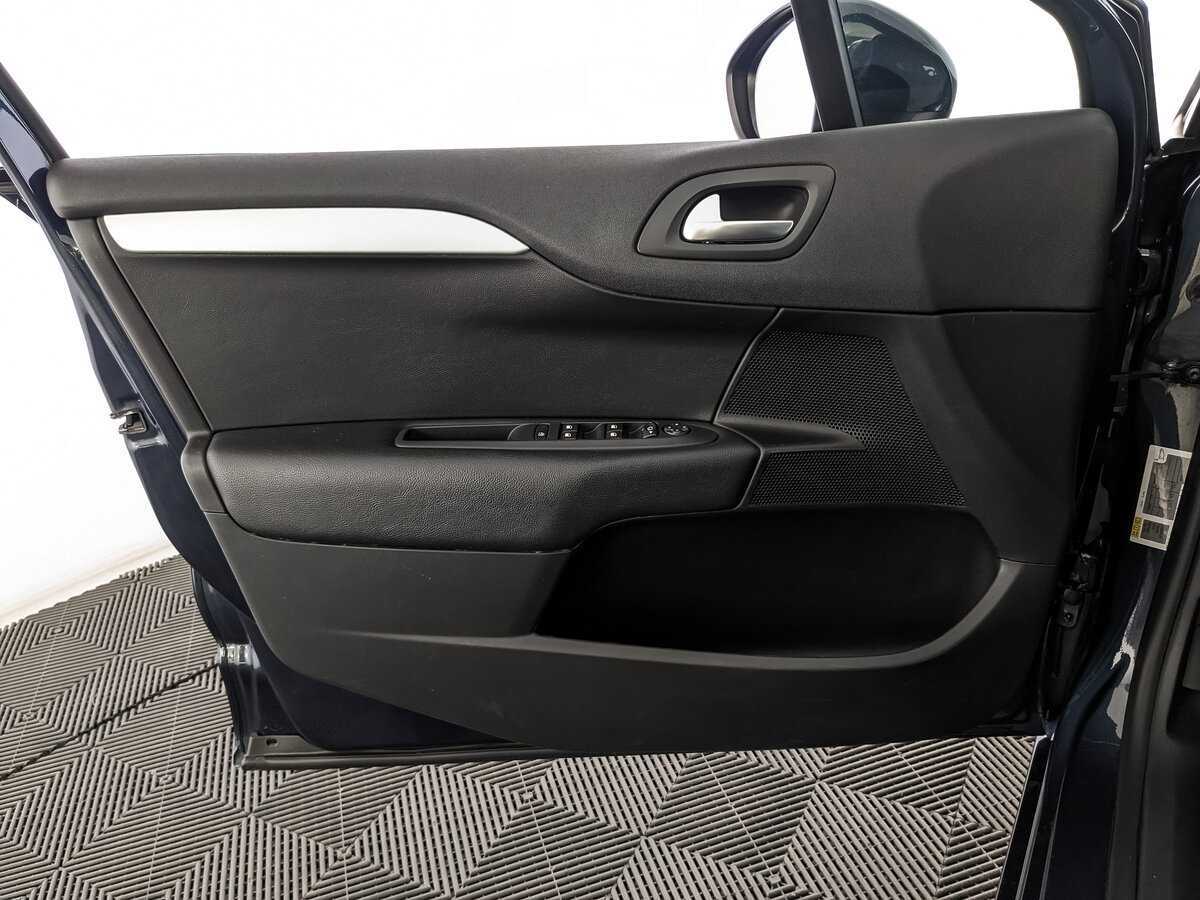 Citroen C4 2021 года с пробегом. Фото: #18