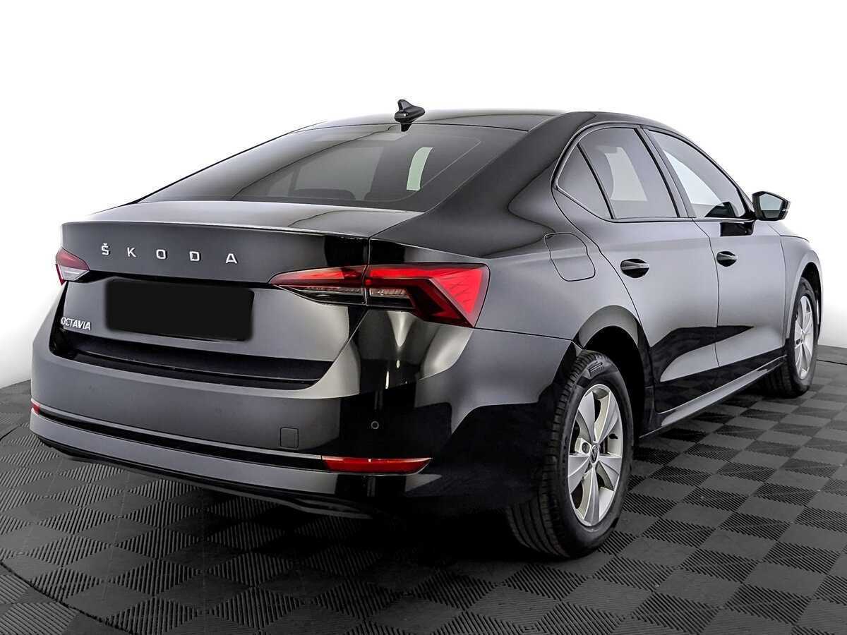 Skoda Octavia 2021 года с пробегом. Фото: #4