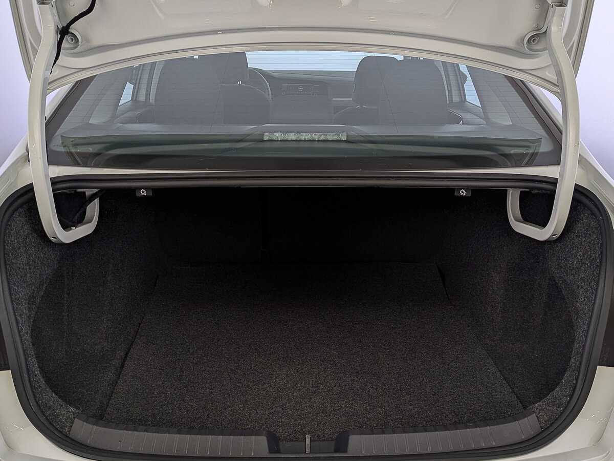 Volkswagen Jetta 2020 года с пробегом. Фото: #9