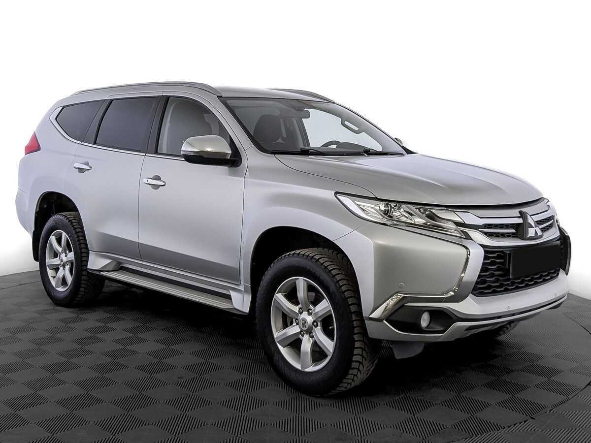 Mitsubishi Pajero Sport 2018 года с пробегом. Фото: #2
