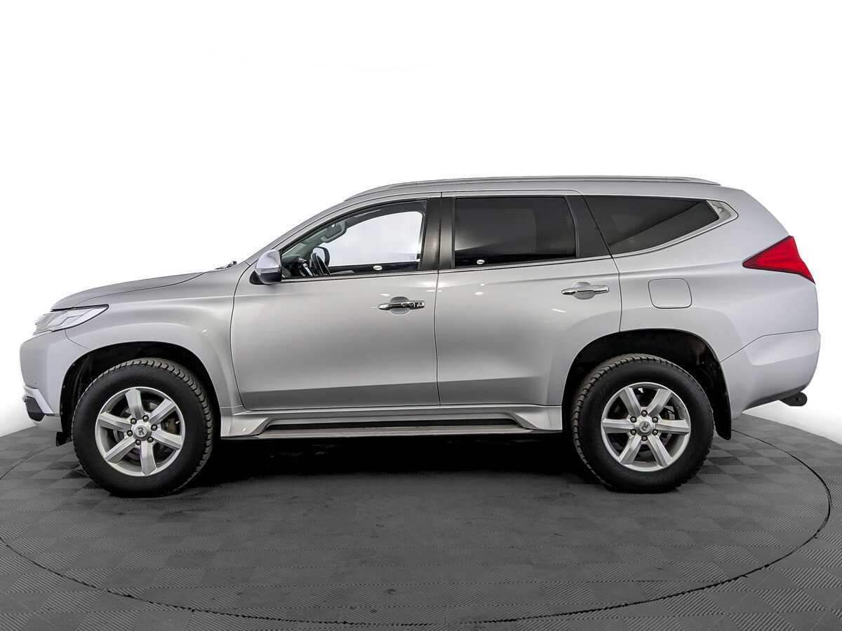 Mitsubishi Pajero Sport 2018 года с пробегом. Фото: #7