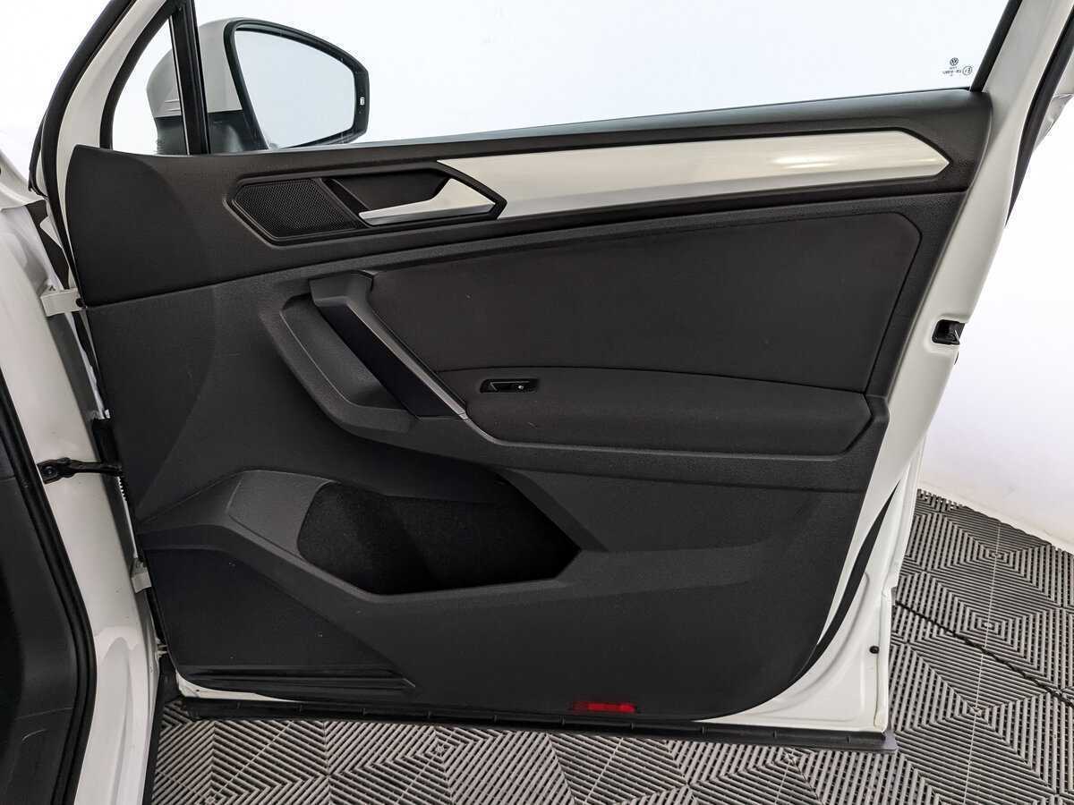 Volkswagen Tiguan 2021 года с пробегом. Фото: #24