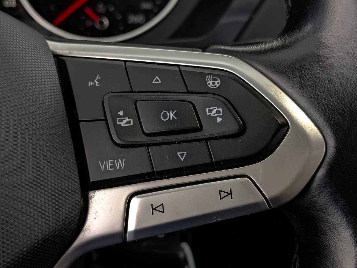 Volkswagen Tiguan 2021 года с пробегом. Фото: #28