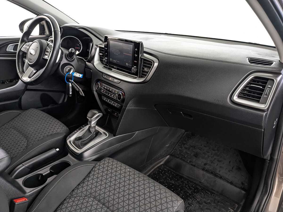 Kia Ceed 2021 года с пробегом. Фото: #12