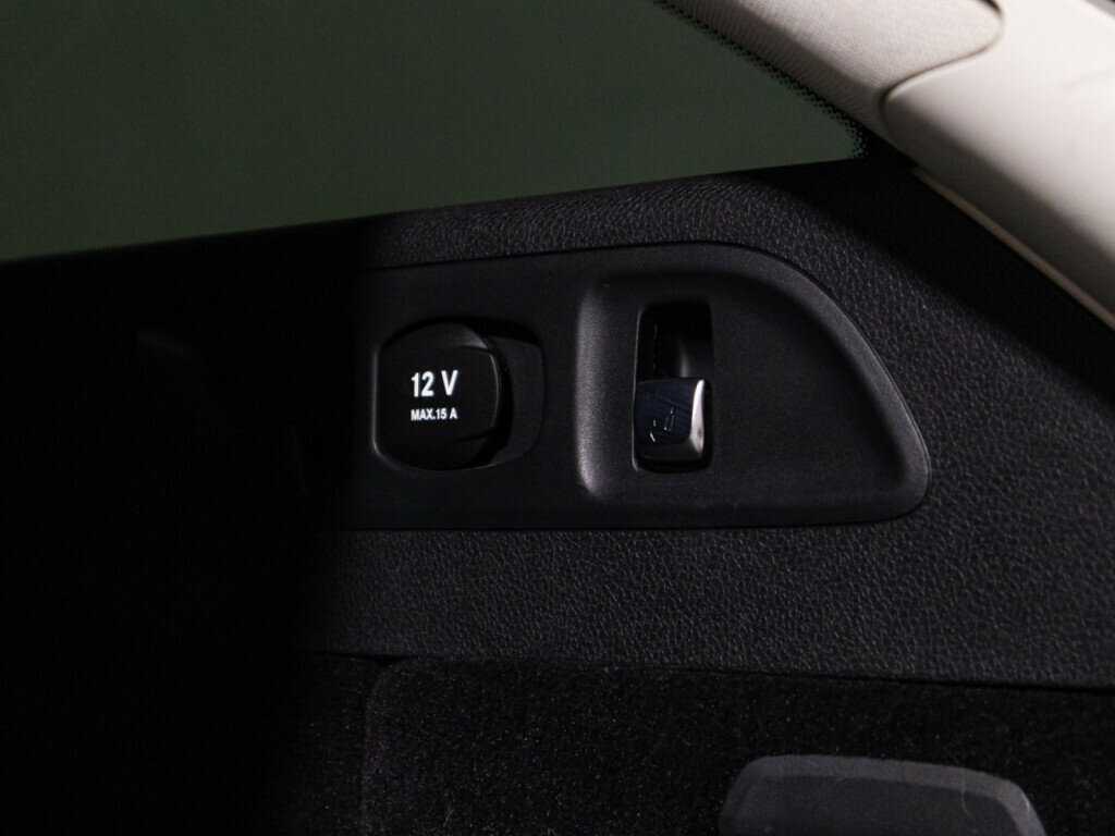 Mercedes-Benz E-Класс 2017 года с пробегом. Фото: #15