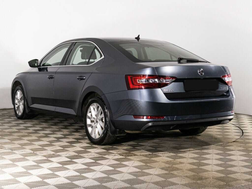 Skoda Superb 2018 года с пробегом. Фото: #6