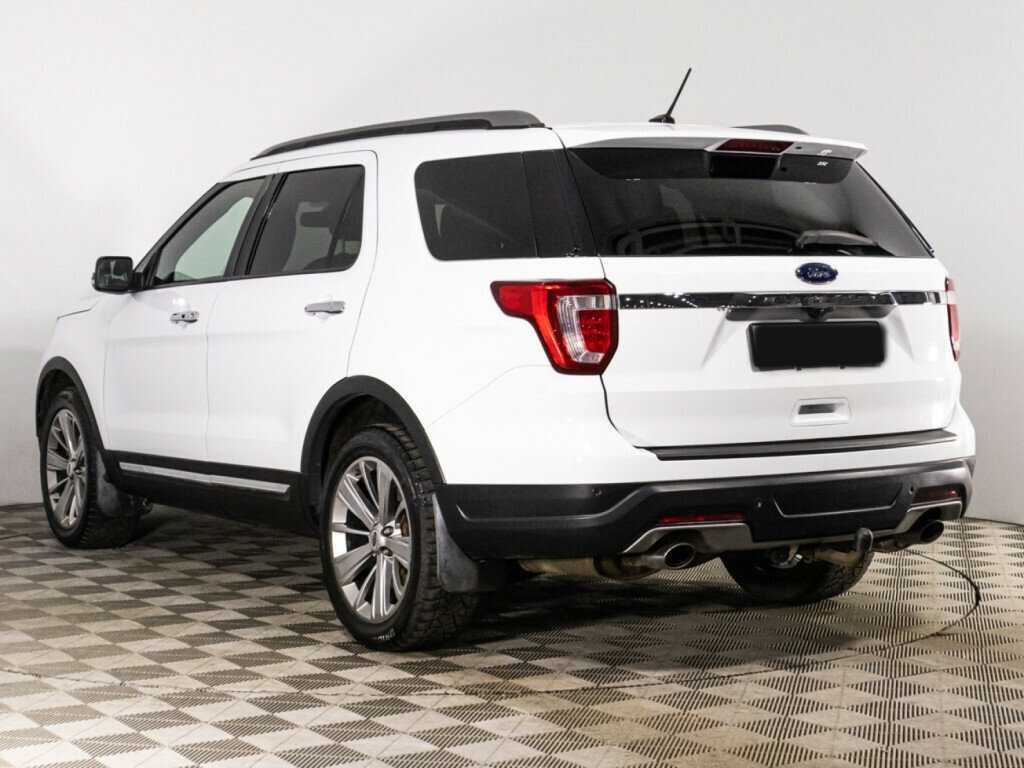 Ford Explorer 2019 года с пробегом. Фото: #5