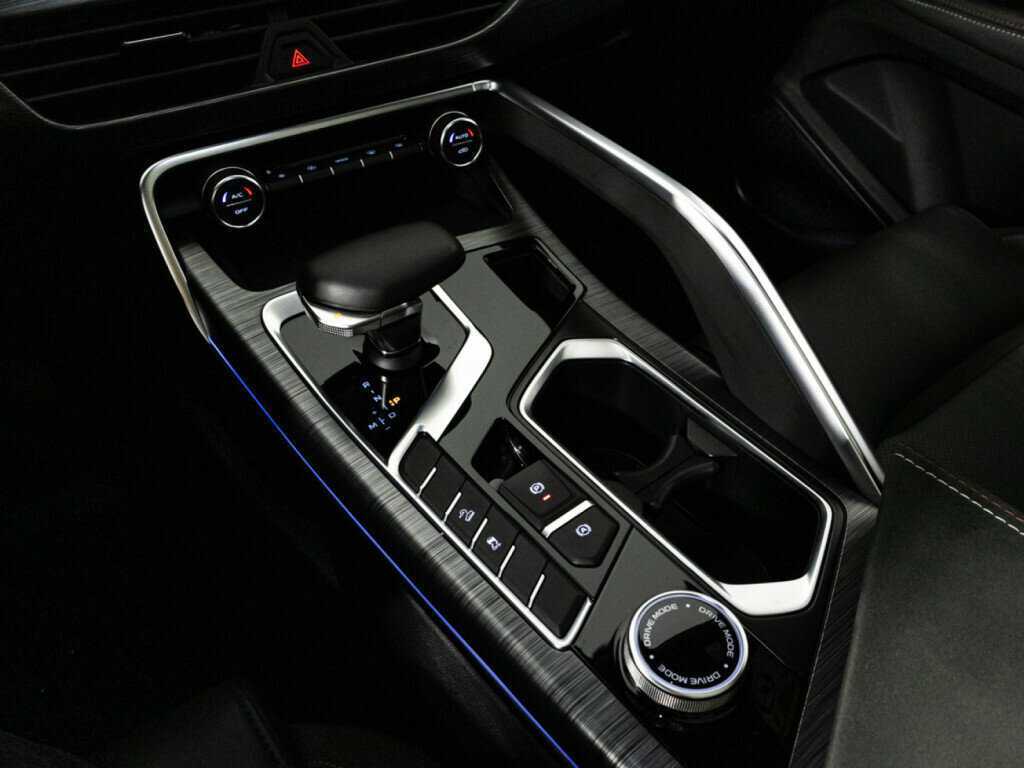 Geely Tugella 2022 года с пробегом. Фото: #17