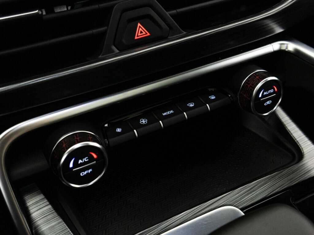 Geely Tugella 2022 года с пробегом. Фото: #18