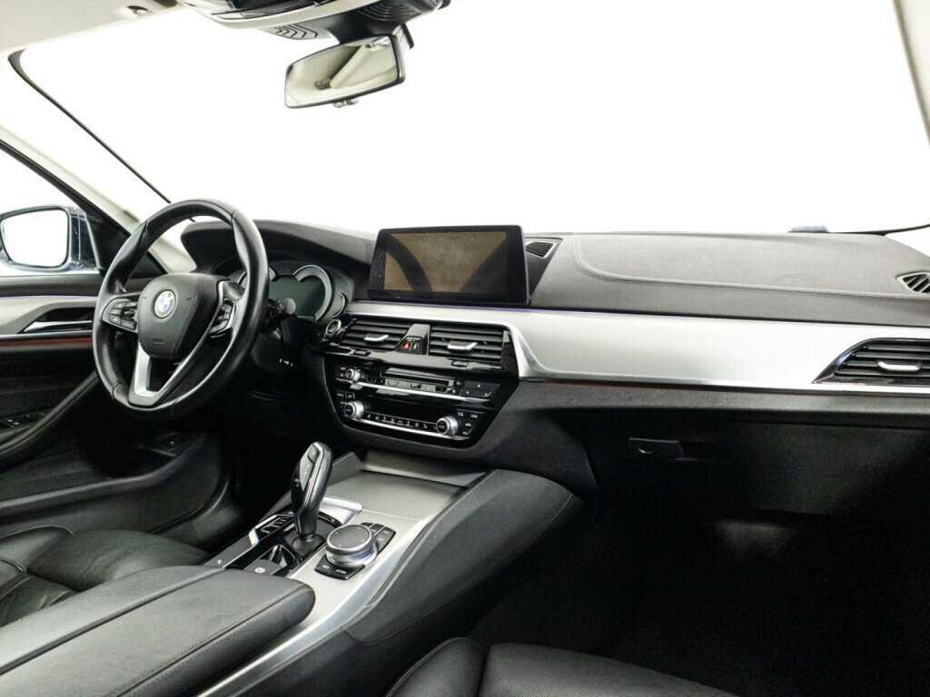 BMW 5 серии 2018 года с пробегом. Фото: #8