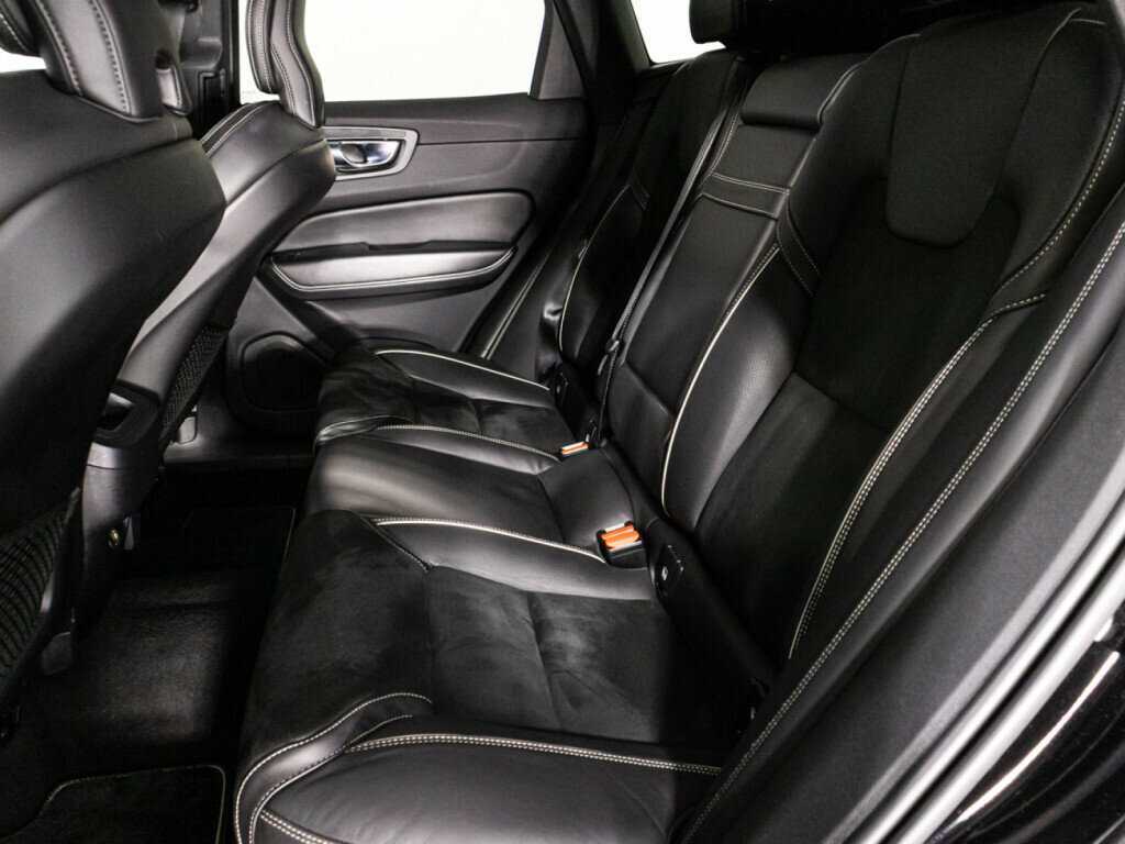 Volvo XC60 2018 года с пробегом. Фото: #9