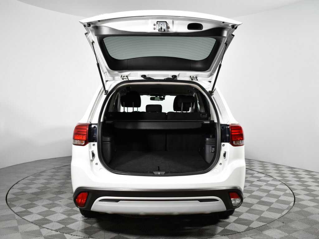 Mitsubishi Outlander 2020 года с пробегом. Фото: #16
