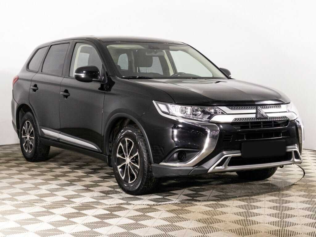 Mitsubishi Outlander 2019 года с пробегом. Фото: #2