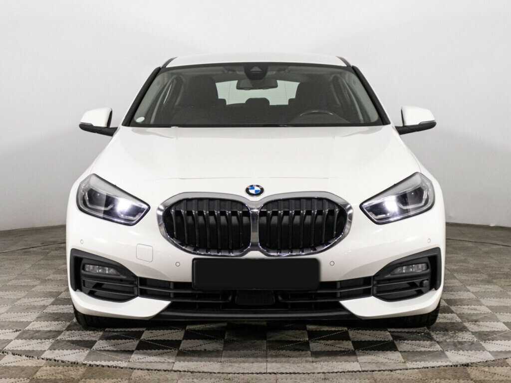 BMW 1 серии 2019 года с пробегом. Фото: #1