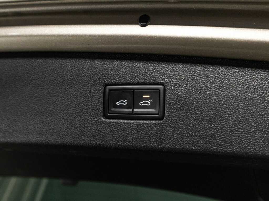 Volkswagen Tiguan 2018 года с пробегом. Фото: #15