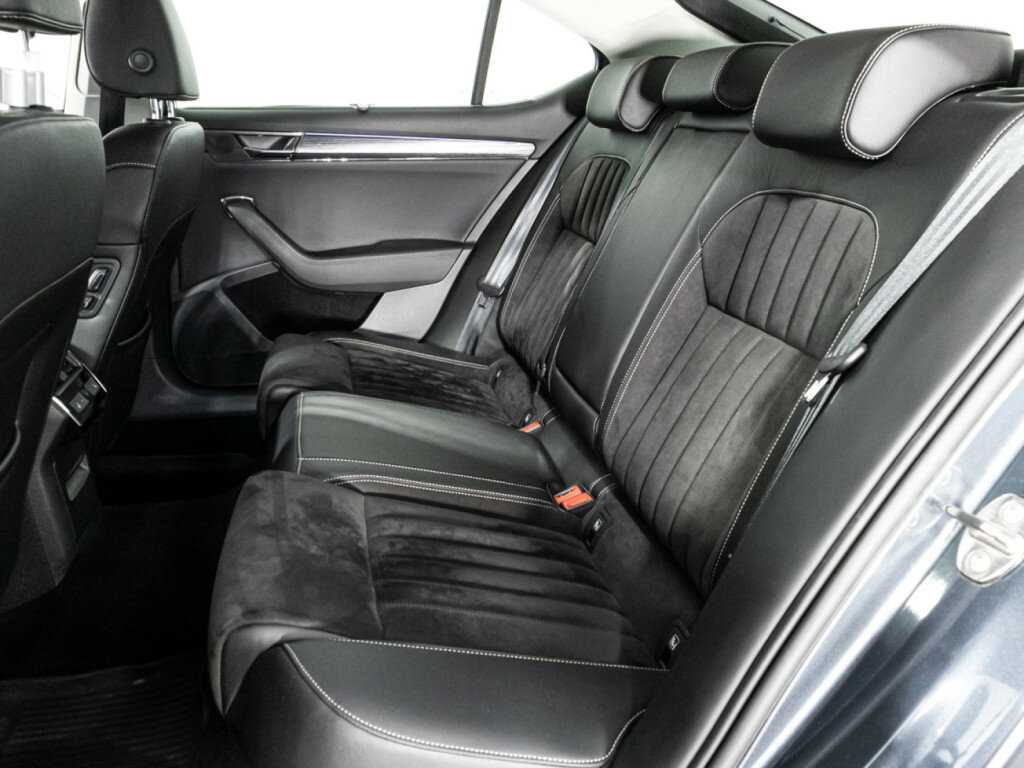 Skoda Superb 2020 года с пробегом. Фото: #9