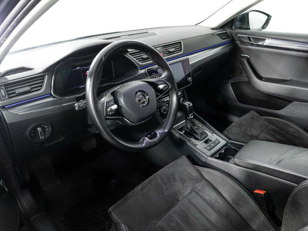 Skoda Superb 2020 года с пробегом. Фото: #10