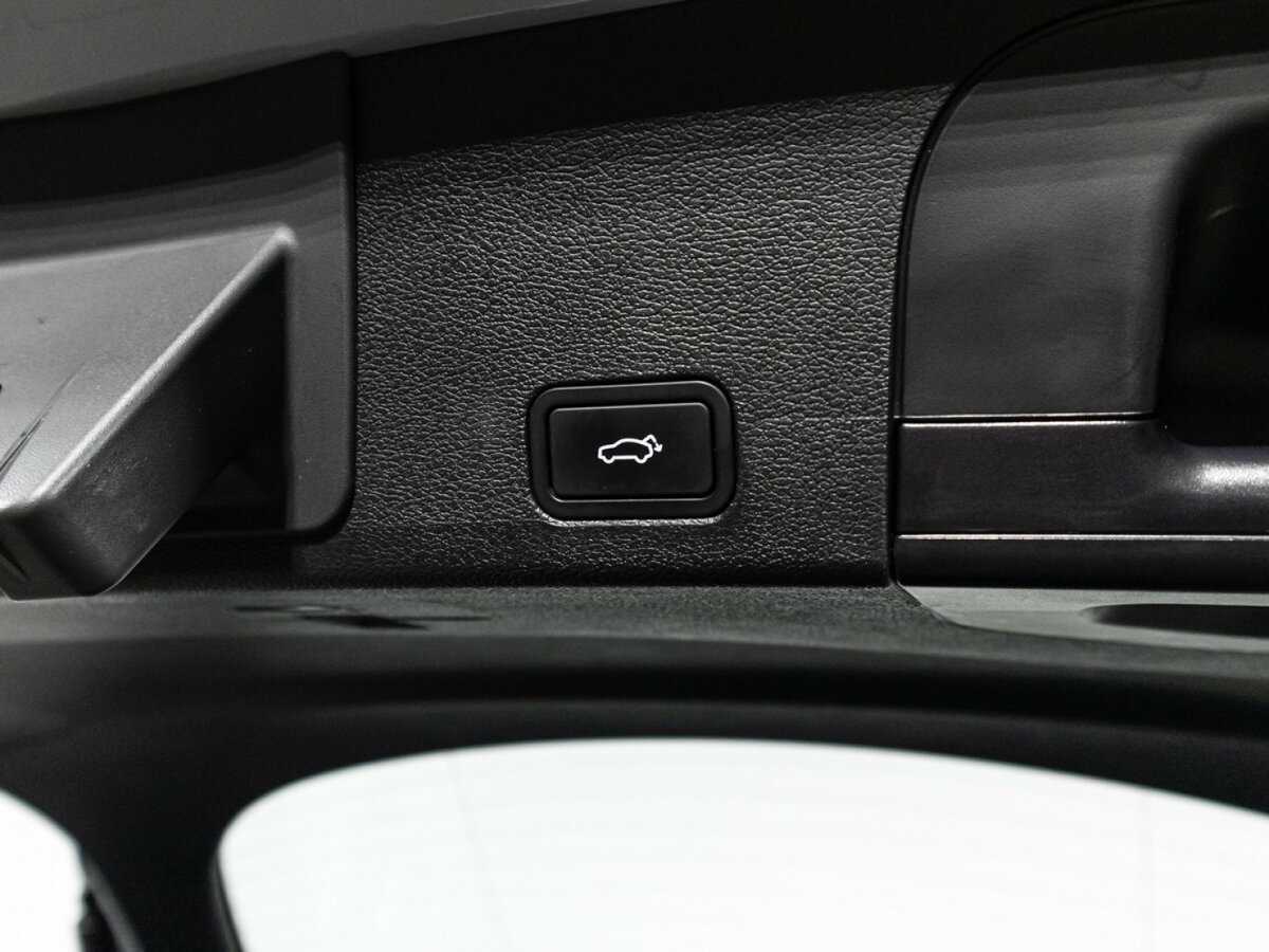 Geely Tugella 2022 года с пробегом. Фото: #15