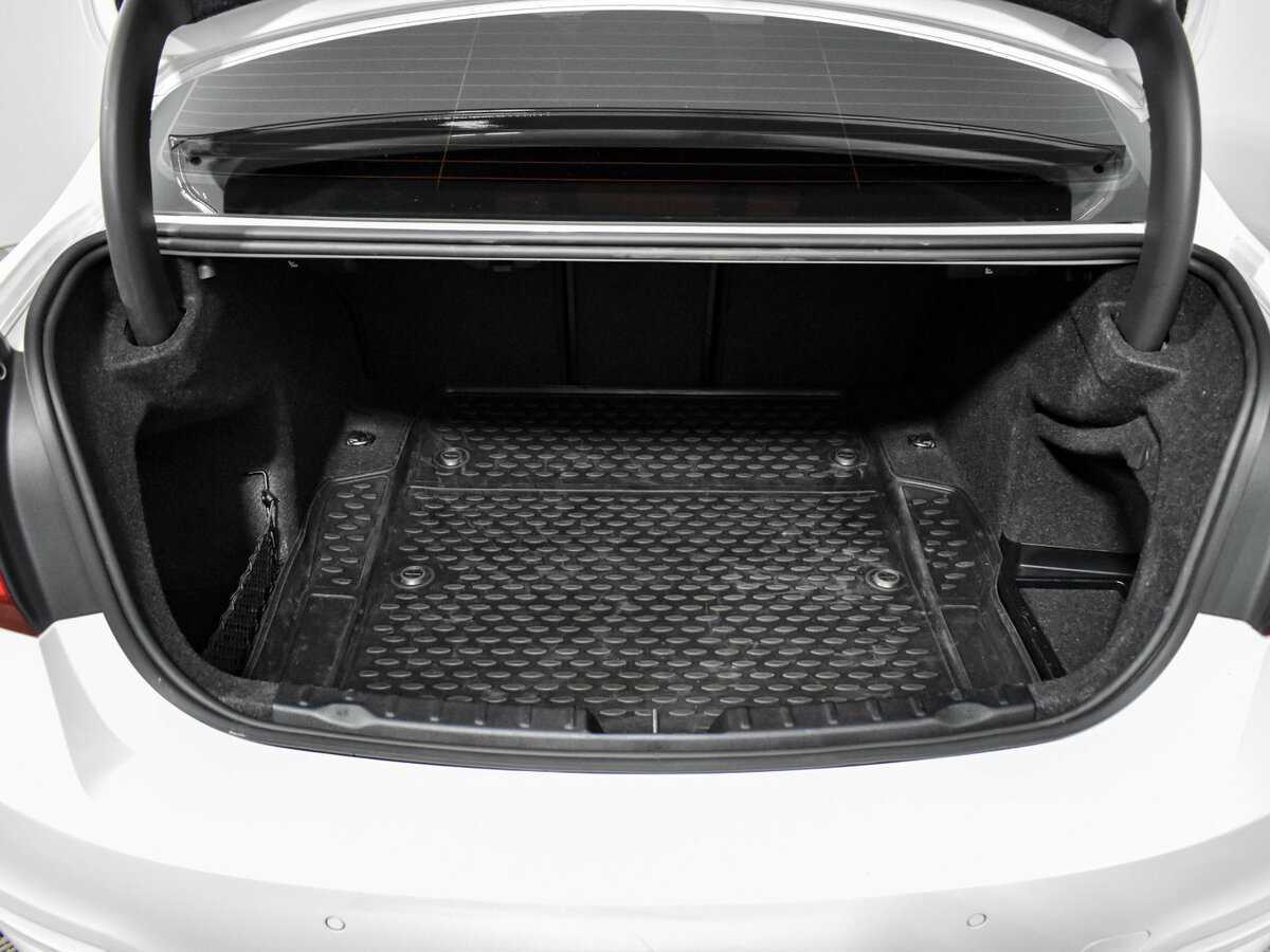 BMW 3 серии 2017 года с пробегом. Фото: #14