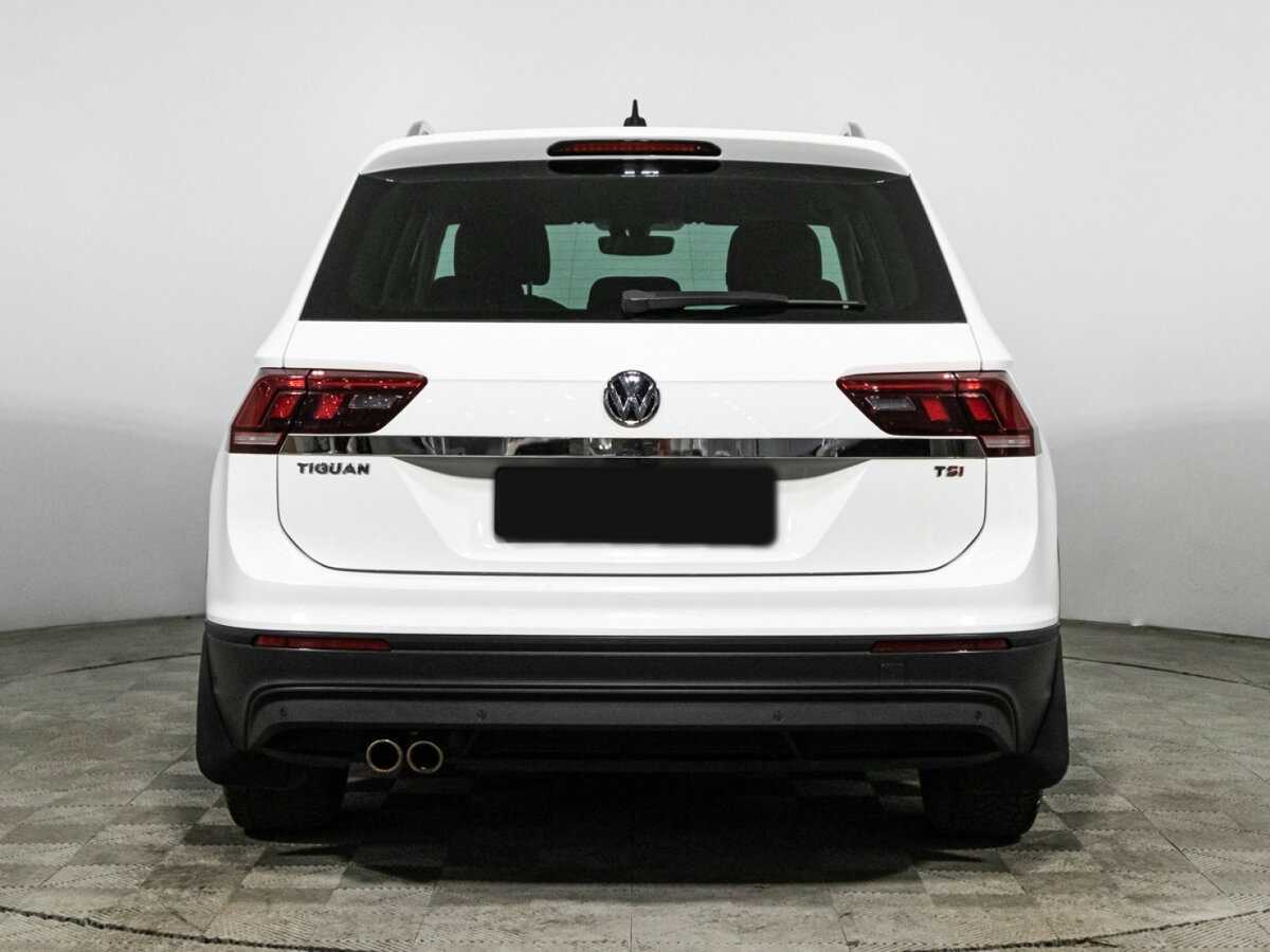 Volkswagen Tiguan 2018 года с пробегом. Фото: #4