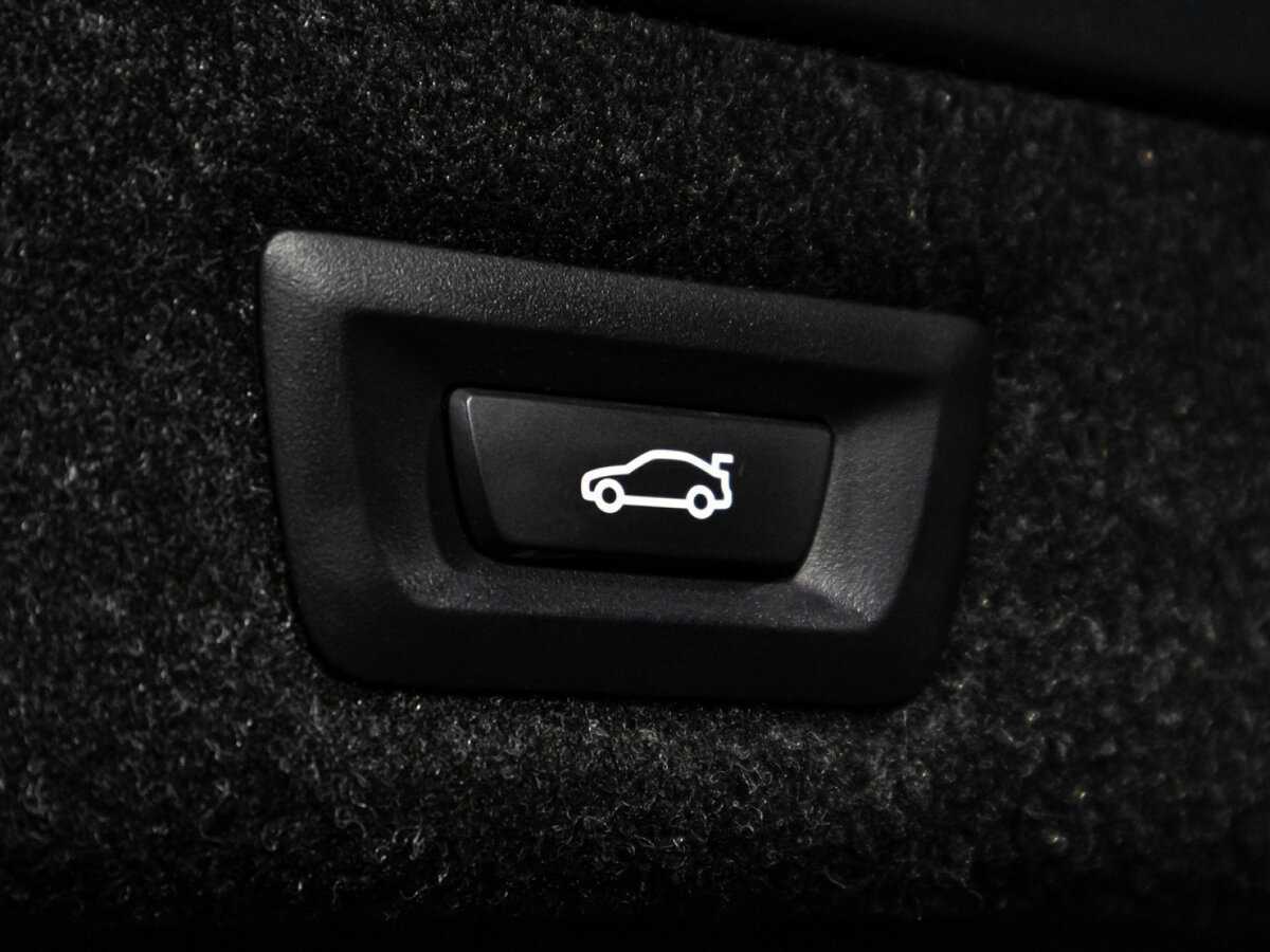 BMW 5 серии 2019 года с пробегом. Фото: #13