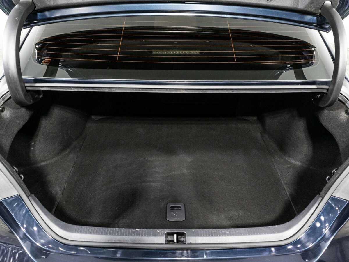 Toyota Camry 2018 года с пробегом. Фото: #27