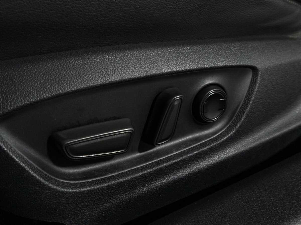 Toyota Camry 2018 года с пробегом. Фото: #16