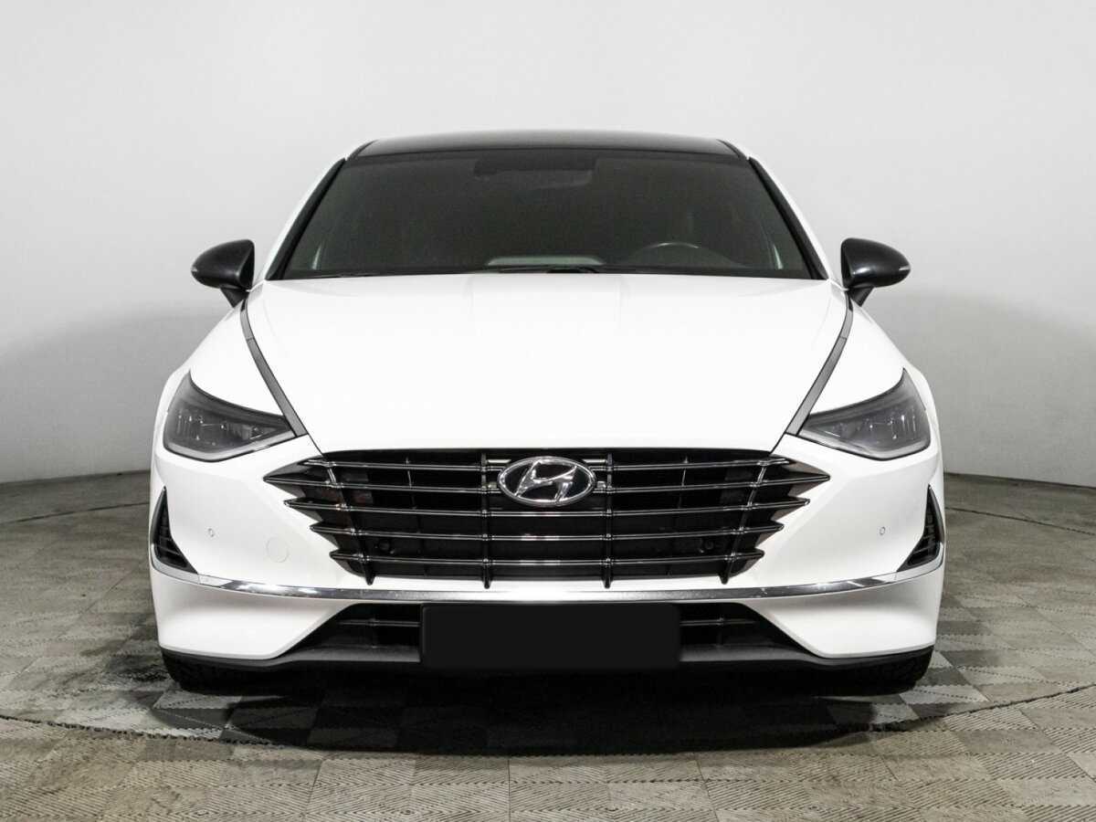 Hyundai Sonata 2021 года с пробегом. Фото: #1