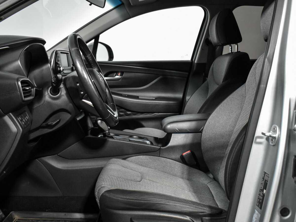 Hyundai Santa Fe 2018 года с пробегом. Фото: #7