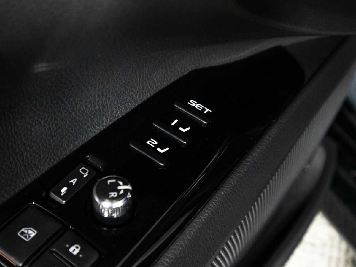 Toyota Camry 2018 года с пробегом. Фото: #16