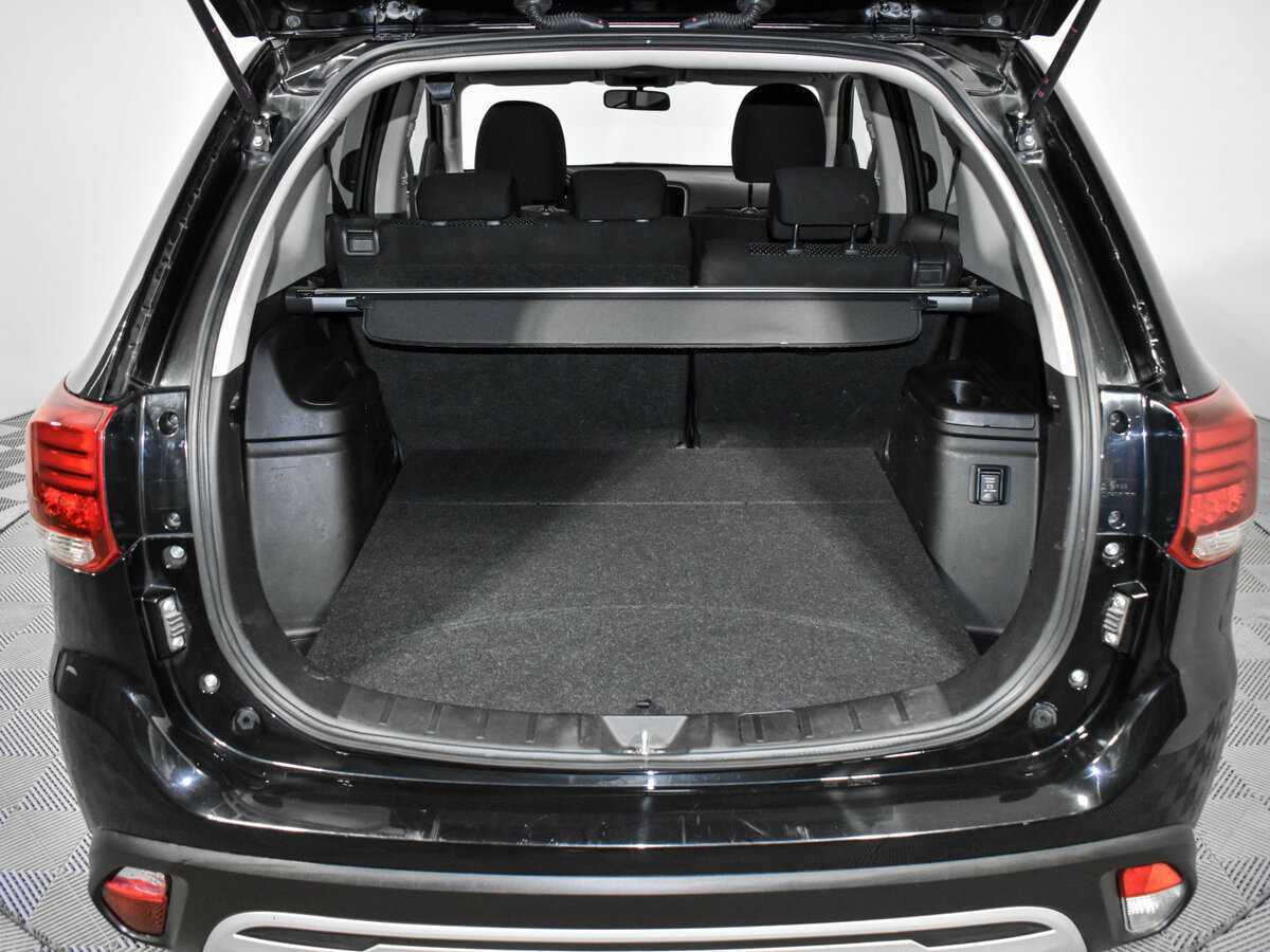 Mitsubishi Outlander 2021 года с пробегом. Фото: #20