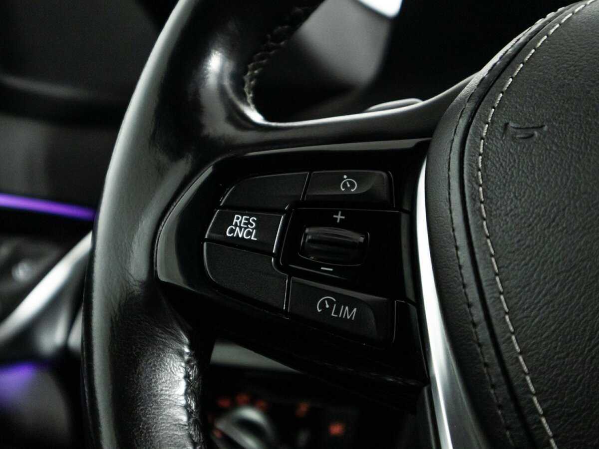 BMW 5 серии 2018 года с пробегом. Фото: #24