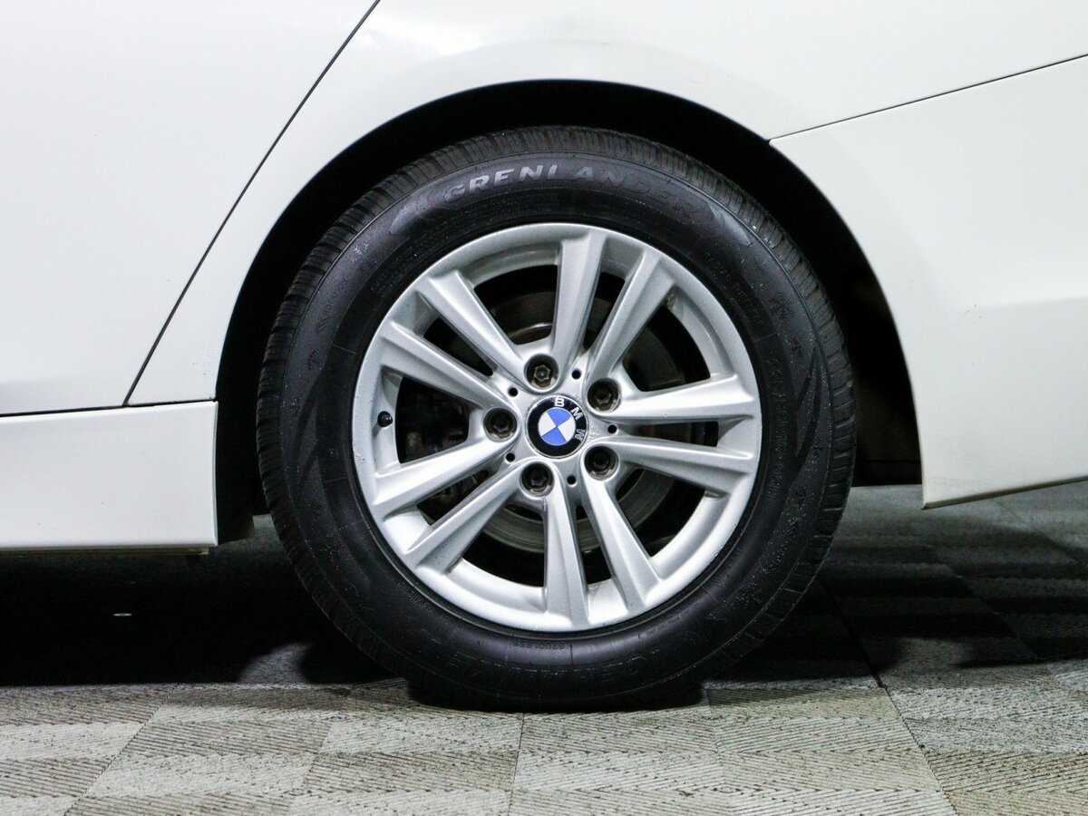 BMW 3 серии 2015 года с пробегом. Фото: #12