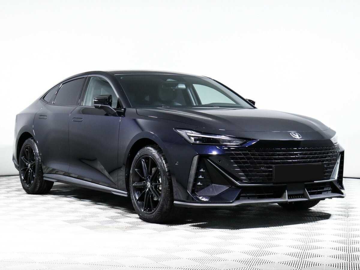 Changan UNI-V 2023 года с пробегом. Фото: #2