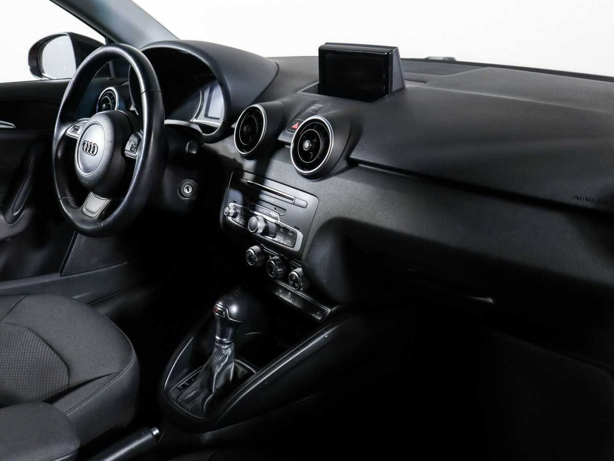 Audi A1 2015 года с пробегом. Фото: #5