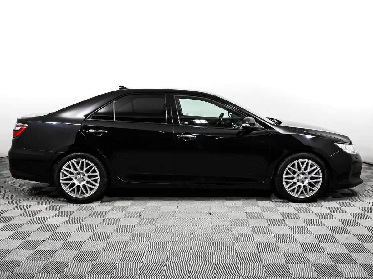 Toyota Camry 2017 года с пробегом. Фото: #3